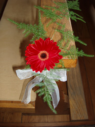 Kirchenschmuck Bänke